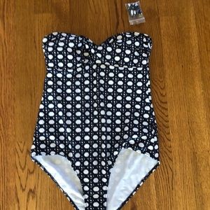 Vineyard vines swim suit